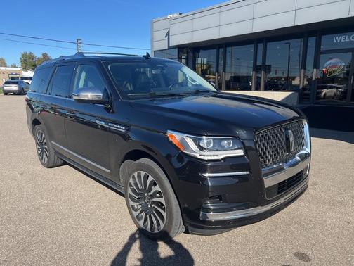 2022 Lincoln Navigator Black Label