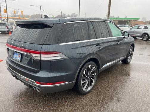 2023 Lincoln Aviator Reserve AWD