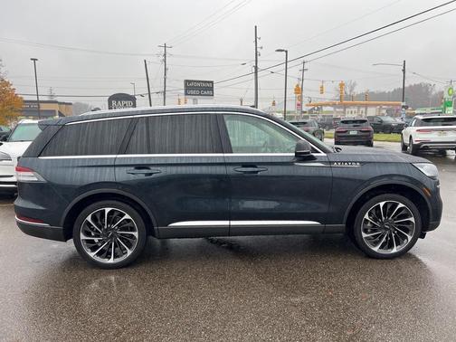 2023 Lincoln Aviator Reserve AWD
