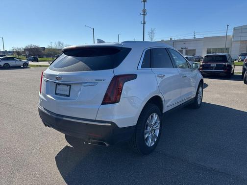 Crystal White 2020 Cadillac XT5 Luxury