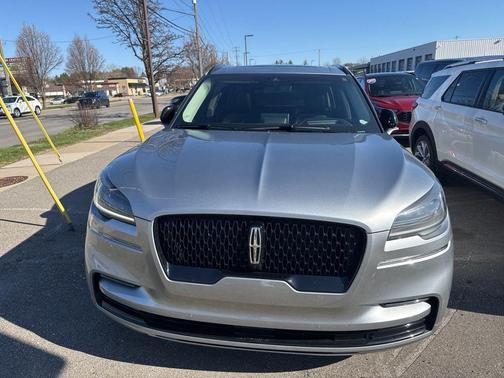 Silver Radiance Metallic 2023 Lincoln Aviator Reserve AWD
