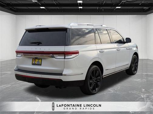 2023 Lincoln Navigator Reserve