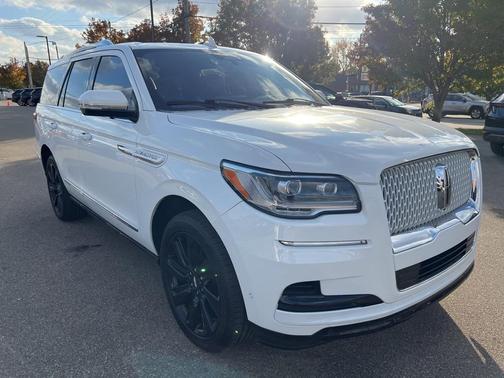 2023 Lincoln Navigator Reserve