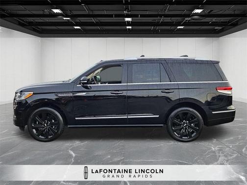 2022 Lincoln Navigator Reserve