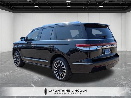 2023 Lincoln Navigator Black Label