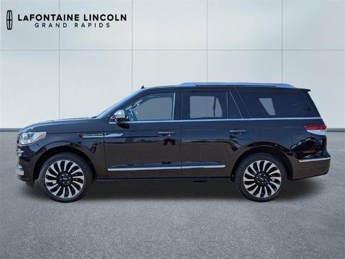 2023 Lincoln Navigator BLACK LABEL