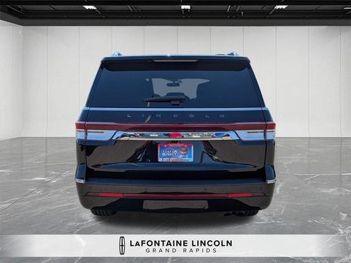 2023 Lincoln Navigator Black Label