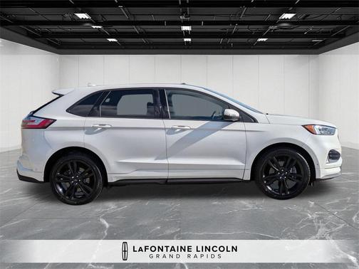 2020 Ford Edge ST