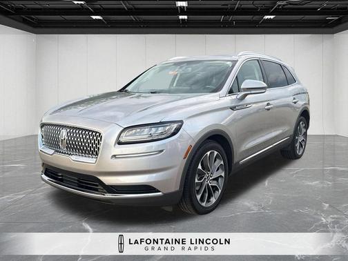 Silver Radiance Metallic 2023 Lincoln Nautilus Reserve
