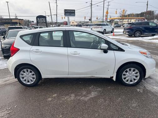 2015 Nissan Versa Note SV