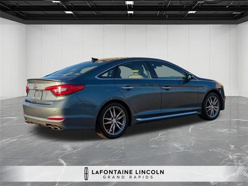 2015 Hyundai SONATA Sport 2.0T