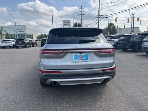 Silver Radiance Metallic 2023 Lincoln Corsair Standard