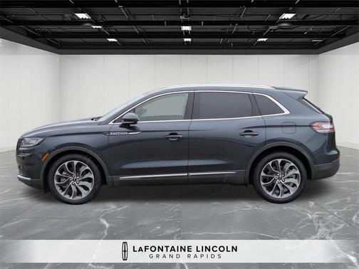 2023 Lincoln Nautilus Reserve