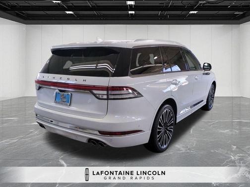 Pristine White 2023 Lincoln Aviator Black Label AWD