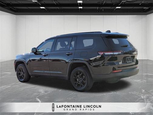 2024 Jeep Grand Cherokee L Laredo