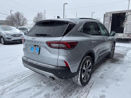 2023 Ford Escape Platinum