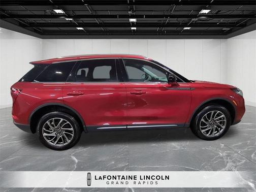 2022 Lincoln Corsair Standard
