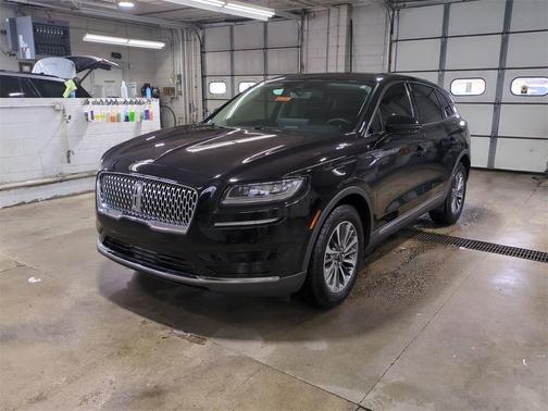 2023 Lincoln Nautilus Standard