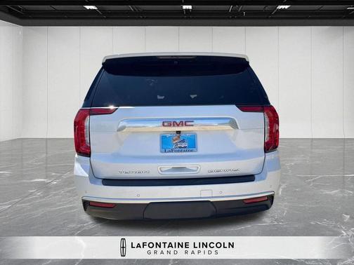 White Frost 2022 GMC Yukon Denali