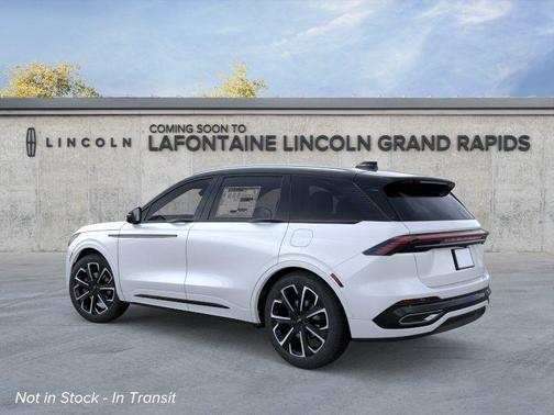 White Platinum Clearcoat Metallic 2026 Lincoln Nautilus Reserve