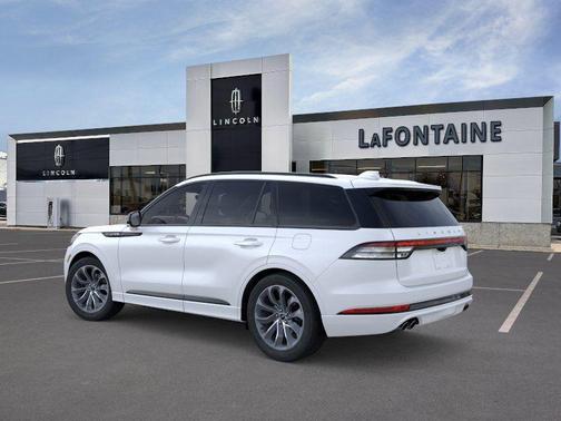 White Metallic 2026 Lincoln Aviator Premiere
