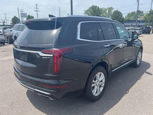 Stellar Black Metallic 2021 Cadillac XT6 Luxury FWD