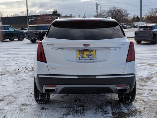 2021 Cadillac XT5 Premium Luxury
