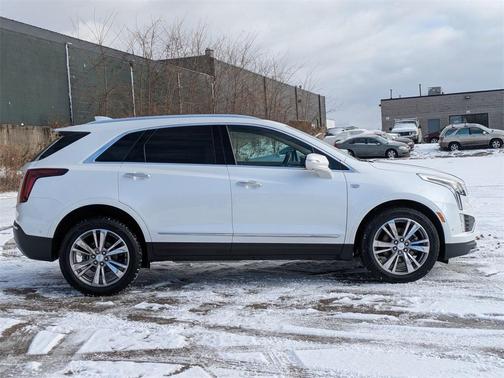 2021 Cadillac XT5 Premium Luxury