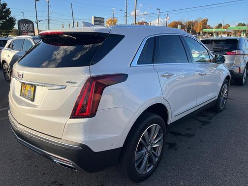 2021 Cadillac XT5 Premium Luxury