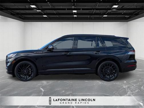 2023 Lincoln Aviator Reserve AWD