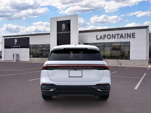 White Platinum Clearcoat Metallic 2026 Lincoln Nautilus Premiere