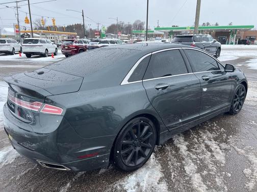 2015 Lincoln MKZ Hybrid Base