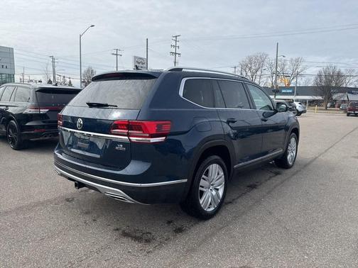 2018 Volkswagen Atlas 3.6L SEL Premium