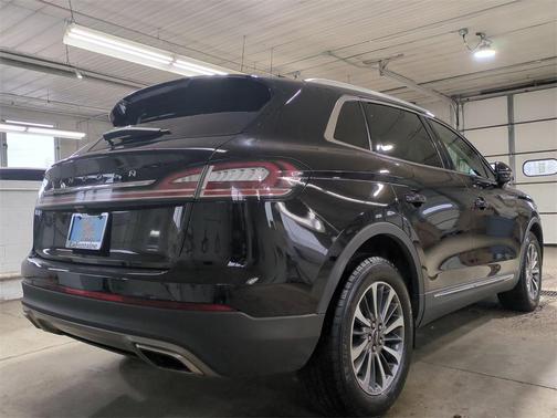 2023 Lincoln Nautilus Standard