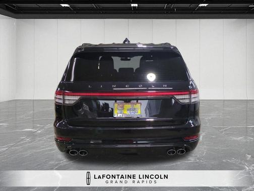 Infinite Black Metallic 2025 Lincoln Aviator Reserve AWD