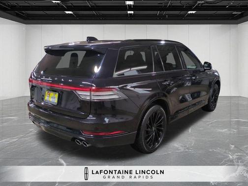 Infinite Black Metallic 2025 Lincoln Aviator Reserve AWD