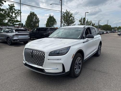 Pristine White 2024 Lincoln Corsair Premiere