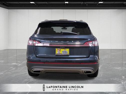 2021 Lincoln Nautilus Reserve