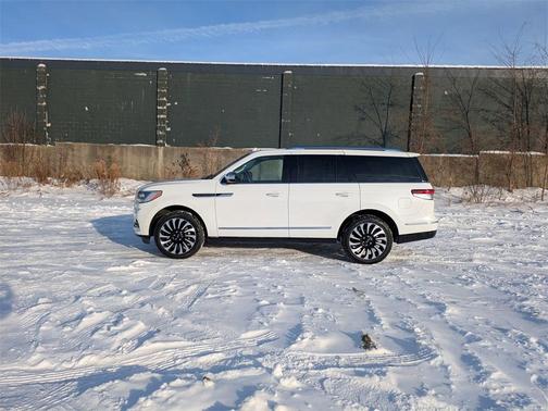 2023 Lincoln Navigator Black Label