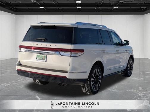 2023 Lincoln Navigator Black Label
