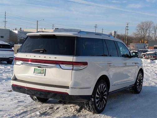2023 Lincoln Navigator Black Label