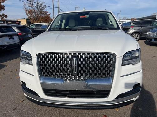 2023 Lincoln Navigator Black Label