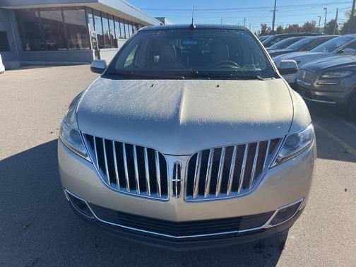 2011 Lincoln MKX Base