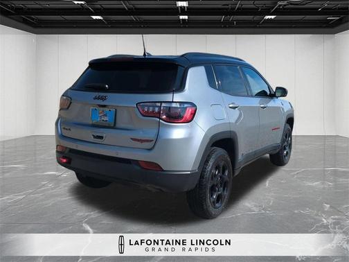 2023 Jeep Compass Trailhawk