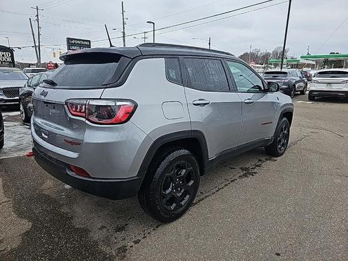2023 Jeep Compass Trailhawk