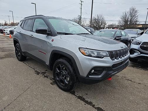 2023 Jeep Compass Trailhawk