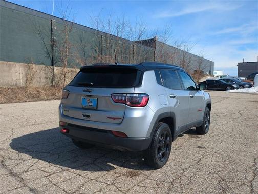 2023 Jeep Compass Trailhawk