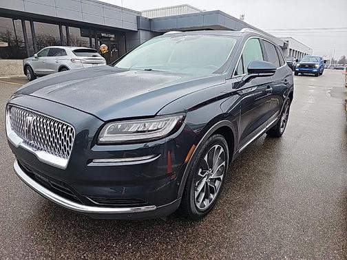 Flight Blue 2023 Lincoln Nautilus Reserve