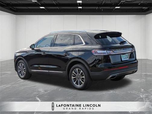 2023 Lincoln Nautilus STANDARD