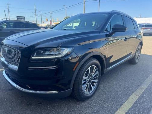 2023 Lincoln Nautilus STANDARD